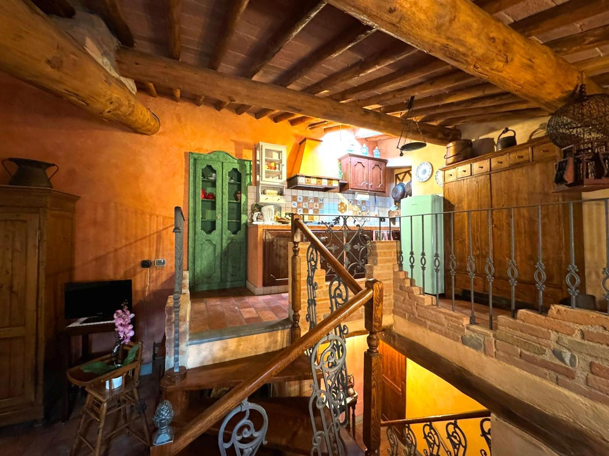 Апартаменты Casa Giulia, Il Gioiello Del Borgo Чертальдо Экстерьер фото